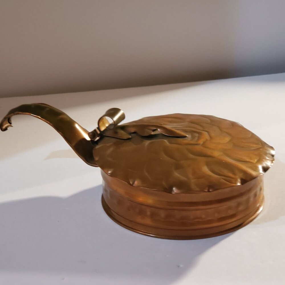 Vintage Hand Hammered Gregorian Solid Copper Silent Butler Crumb/Ash Collector